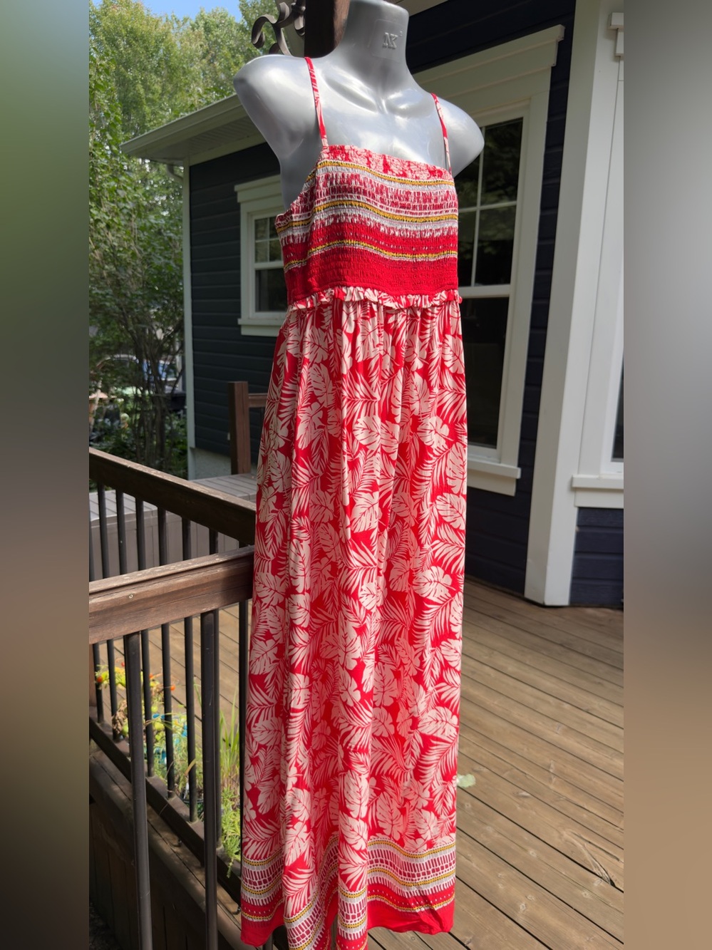 CUPSHE Red Cream Tropical Leaf Smocked Maxi Dress NWT | Size M - Picture 4 of 8